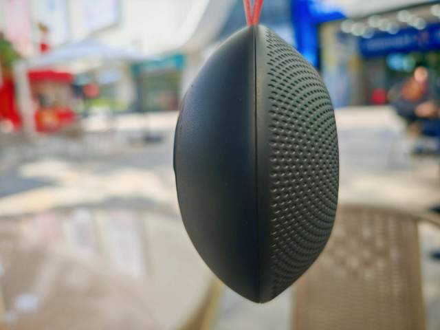 声西圣便携蓝牙小音箱上手简评爱游戏app还原自然音场的美(图4)